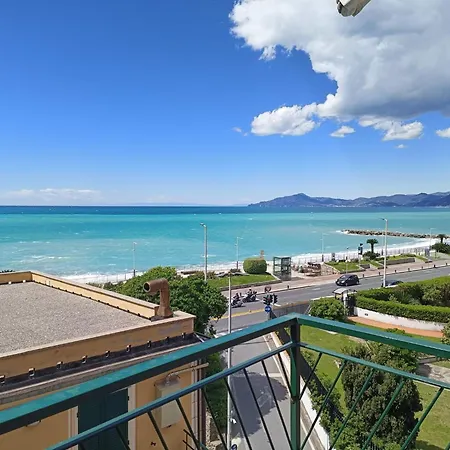 50 Passi Dal Mare Apartment Sestri Levante Exterior photo